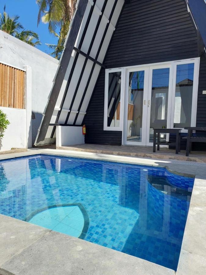 Sanctum Dive Bungalows With Private Pool Gili Trawangan Esterno foto